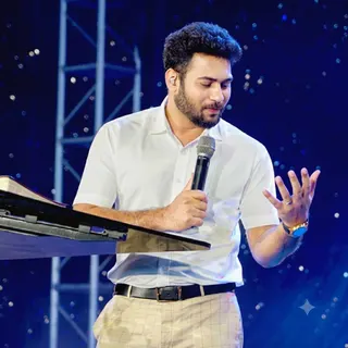 Enosh Kumar Vasamsetti